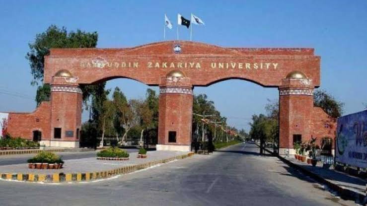 بہاؤالدین زکریہ یونیورسٹی ملتان کا ایل ایم ایس کلاسیں شروع ہوتے ہی ناکارہ ہوگیا۔ طلبہ شدید پریشانی کا شکار