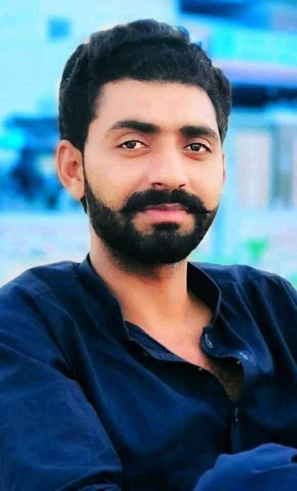 سندھ یونیورسٹی جامشورو کے طالبعلم عرفان جتوئی کو مبینہ پولیس مقابلے میں قتل کر دیا گیا